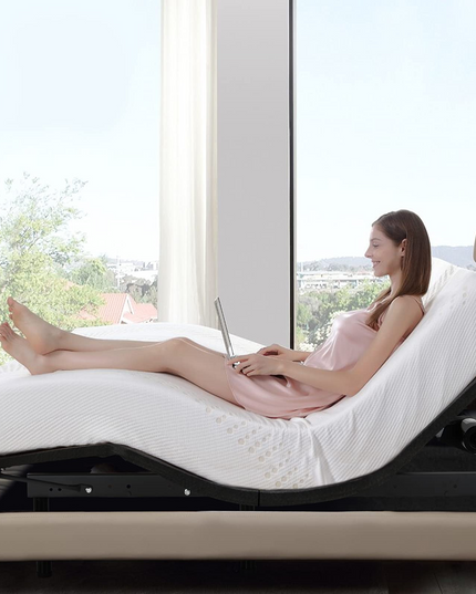 Giantex Adjustable Bed Base, Electric Adjustable Bed Frame w/ Wireless Remote