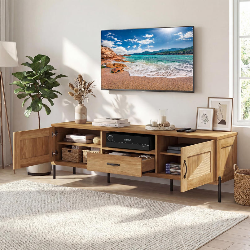 Meuble TV de ferme en rotin Giantex pour téléviseurs jusqu'à 80" avec 2 armoires de rangement, étagère ouverte et tiroir