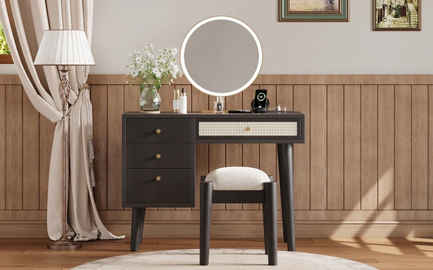 <h2>Makeup Vanity</h2>