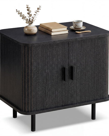 Table de chevet moderne de style Mid-Century Giantex 61 cm avec portes coulissantes cannelées et étagères de rangement