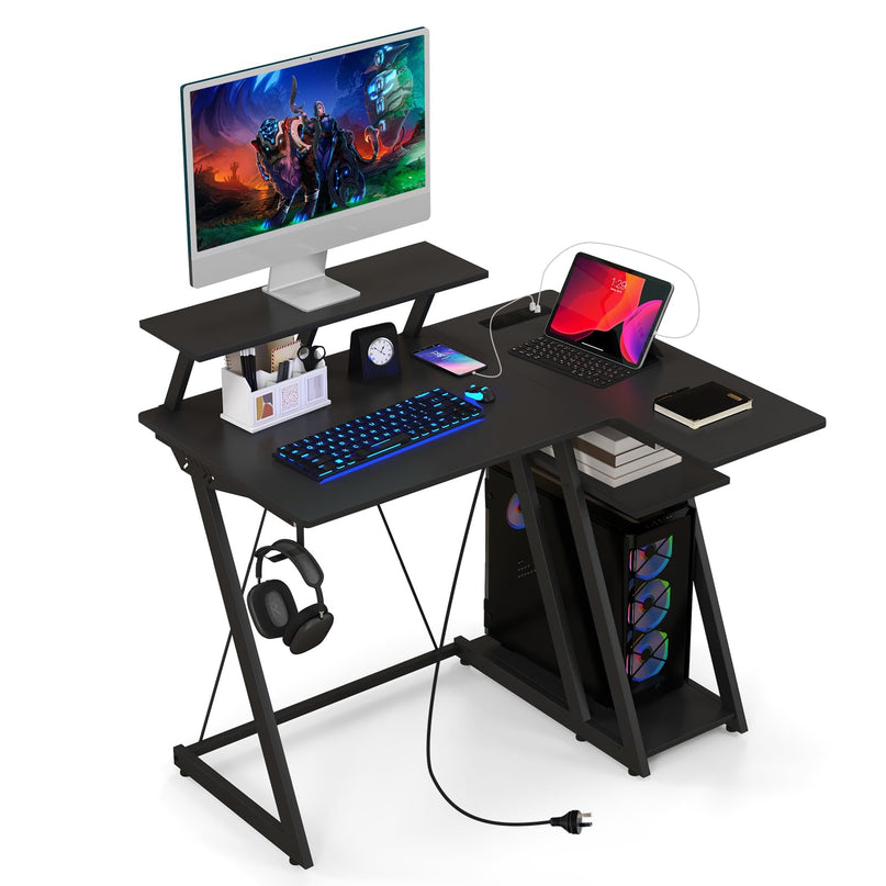 Bureau de jeu en forme de L Giantex avec prises et ports USB, petit bureau d'ordinateur avec étagère pour moniteur