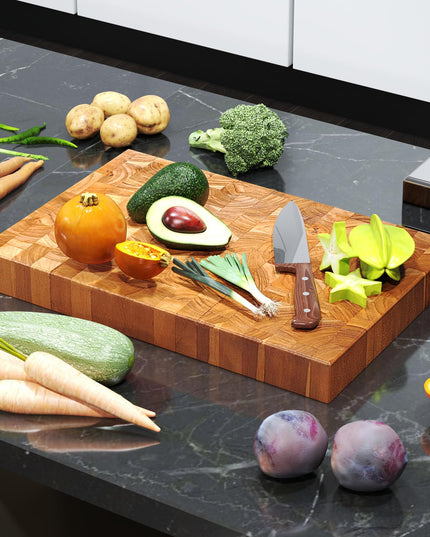 Giantex Teak Wood Cutting Board, 18" End Grain Chopping Block with Hand Grip, Pre-Conditioned With Natural Waxes & Oils
