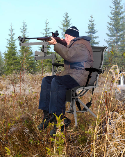 Giantex 360° Swivel Hunting Chair with Gun Rest, Adjustable Armrests, Telescopic Legs, All-Terrain Duck Feet