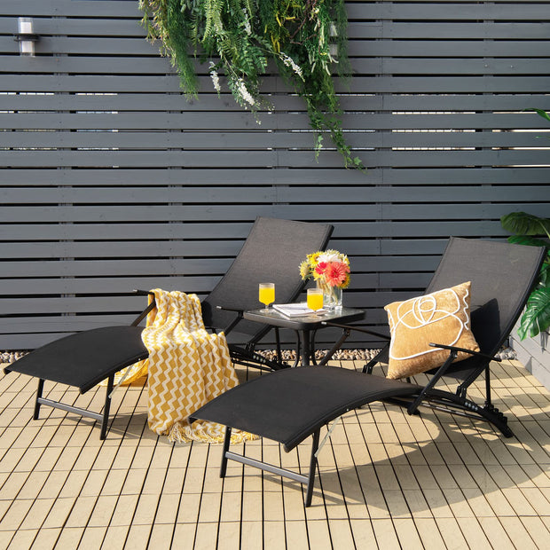 <h3>Outdoor Seating </h3>