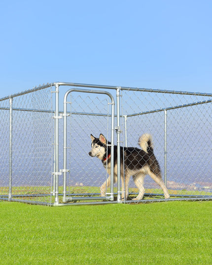 Giantex Outdoor Dog Kennel with Roof, 7.5ft Dog Fence with Door and Waterproof Cover