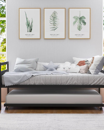 Giantex Metal Daybed with Trundle