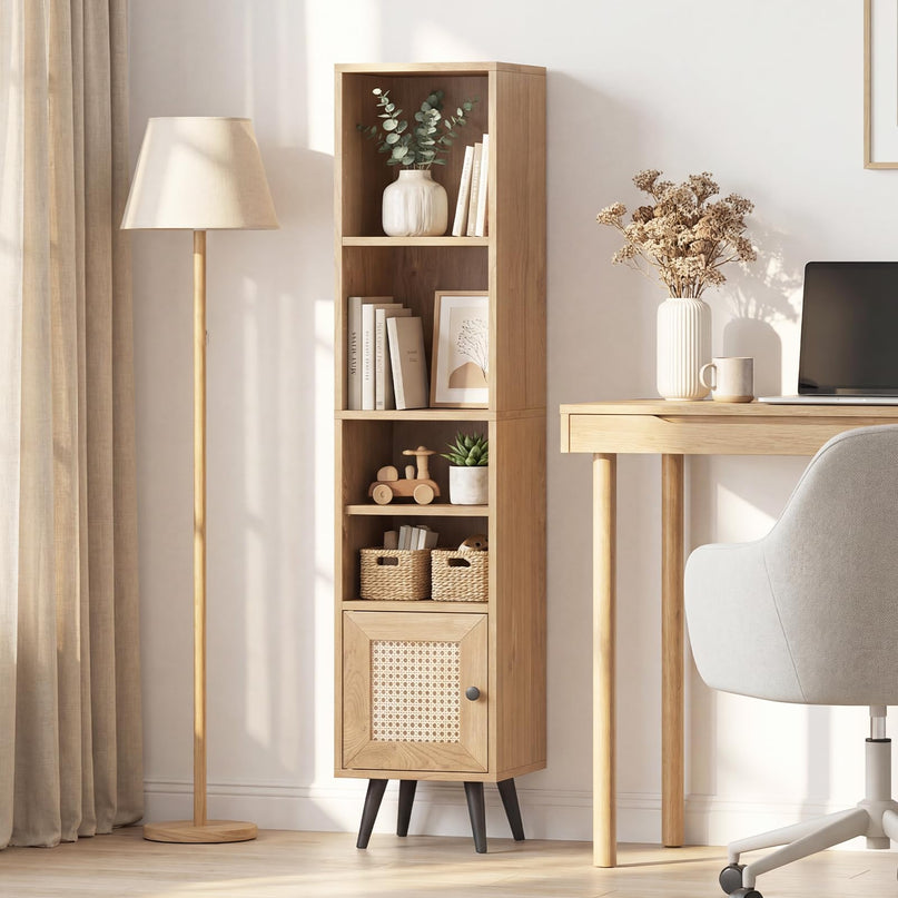 Giantex Bibliothèque Haute et Étroite à 6 Niveaux | Meuble de Rangement Mince de 137 cm avec Étagère Réglable et Porte en Rotin Style Bohème