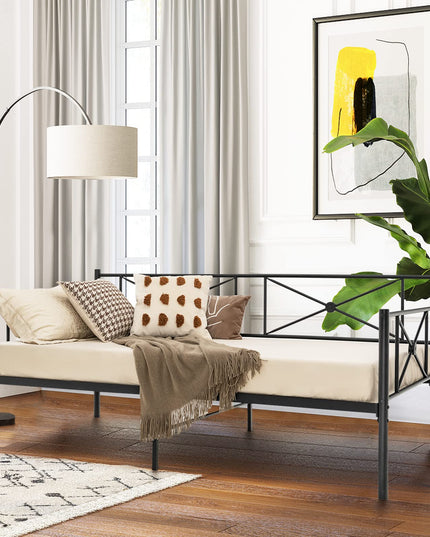 Giantex Metal Daybed Frame Twin Size, for Living Room Bedroom Guest Room, Easy Assembly, Black & White