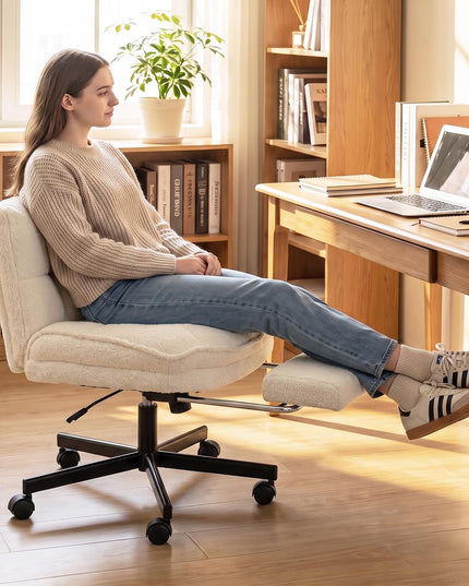 GIANTEX 26" Wide Seat Low Back Criss Cross Office Chair w/Footrest
