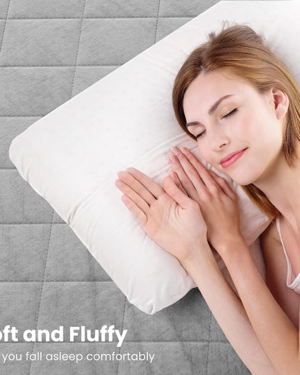 Giantex Mattress Topper Cover, Soft Velvet Mattress Protector with Deep Pockets