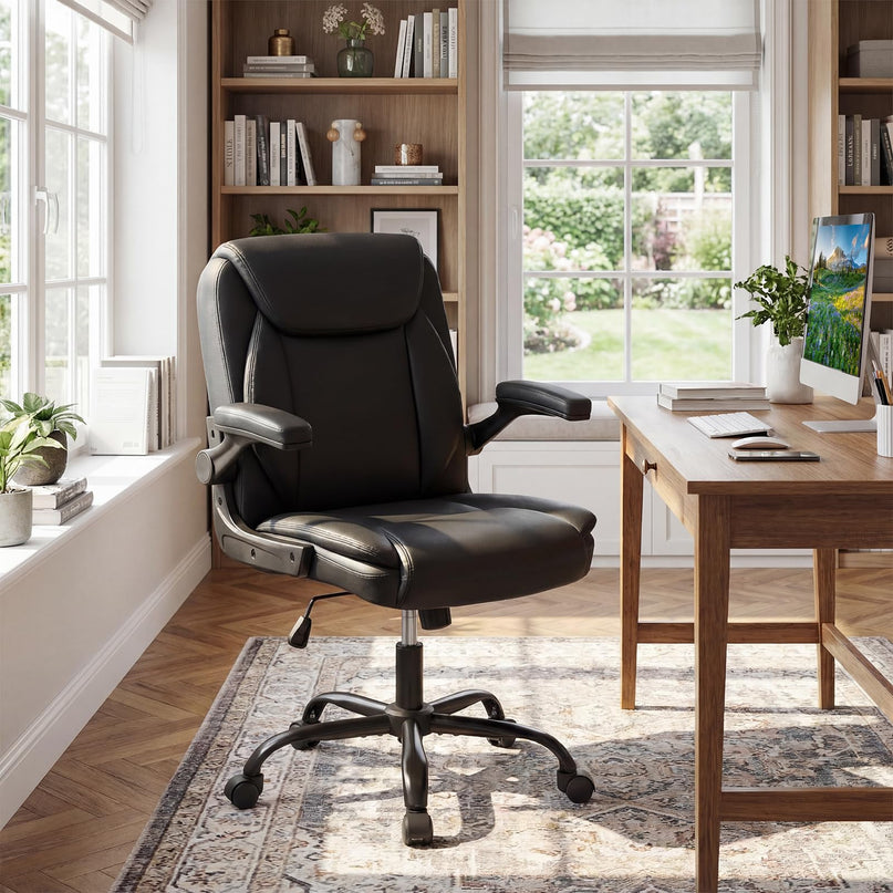 Chaise de bureau Giantex en cuir avec accoudoirs relevables pour bureau à domicile